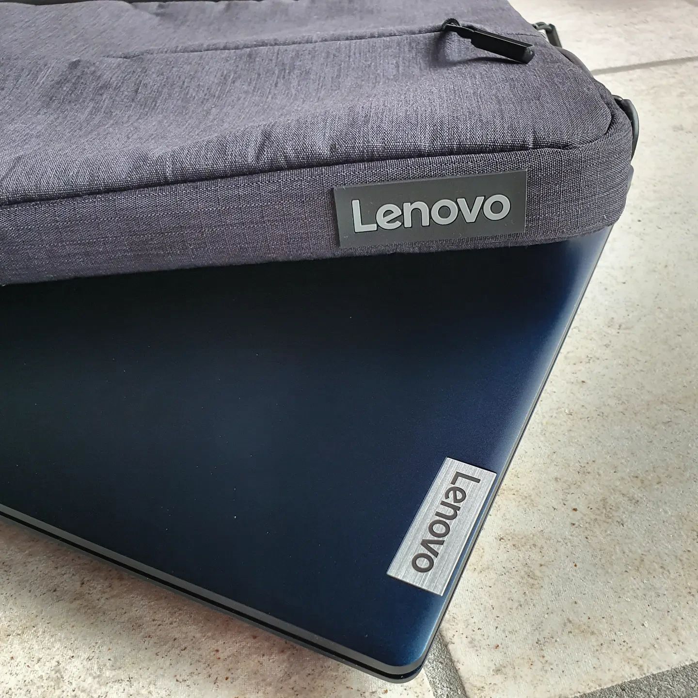 Exzellente Markenqualität für unsere Kunden 😍 Über das neue LENOVO OLED Business Notebook wird sich unsere Kundin sicher freuen. Inklusive Tasche und Zubehör! K & K Online Marketing macht alles möglich und bietet nur die besten und aktuellsten Endgeräte an, spezifisch auf die Anforderungen des Kundens. Schreiben Sie uns falls ein neuer Stand-PC oder Notebook benötigt wird unter: www.kaselow-marketing.com oder PN hier bei Instagram 
#KaselowMarketing #Lenovo #Verkauf #Markengeräte #StandPC #Notebook #Business #Nürnberg #Fürth #Erlangen #München #Kaselow #ManuelKaselow